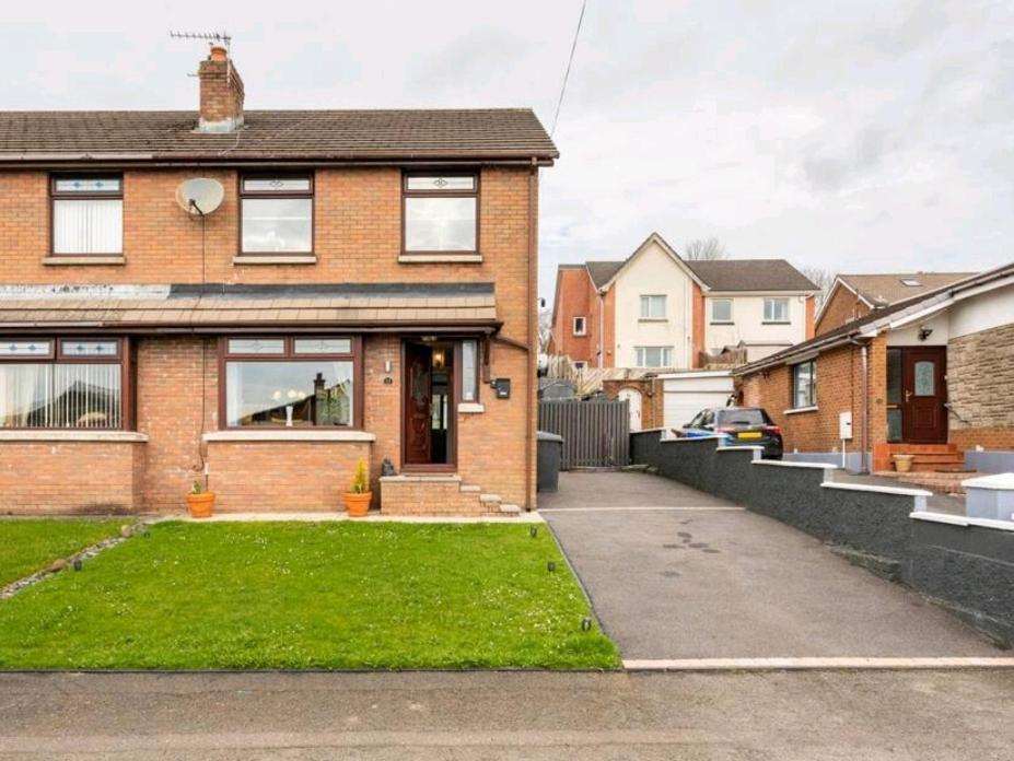 Spacious House City Skyline And Mountain Views Close Too Belfast Centre And Airports Free Parking Exteriér fotografie